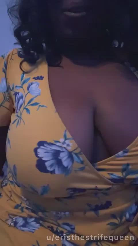 amateur big tits ebony homemade huge tits natural tits onlyfans thick gif