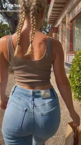 ass big ass blonde gif