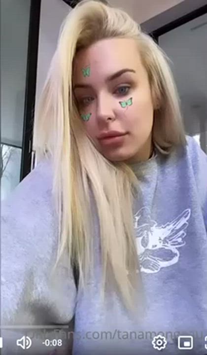 Natural Tits OnlyFans Tana Mongeau gif