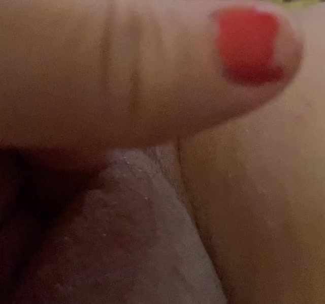 Wanna taste my honey?? I’m your dirty little MILf.....??