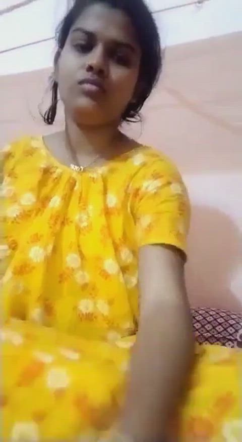 amateur desi hindi homemade indian teen tits gif