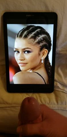 Gave Zendaya a couple ropes on this one
