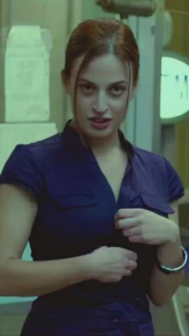 Helena Kash in 'Crave'