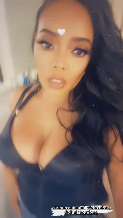 Big Tits Celebrity Cleavage Ebony Natural Tits gif