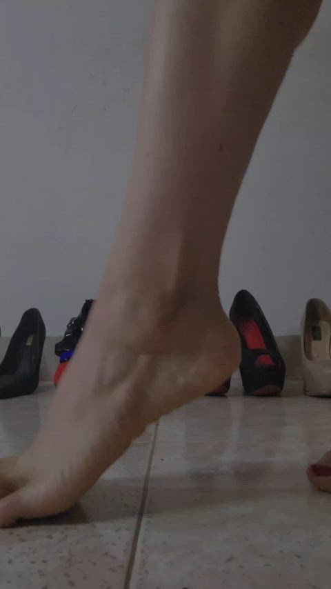 Do you like feet and heels? OC