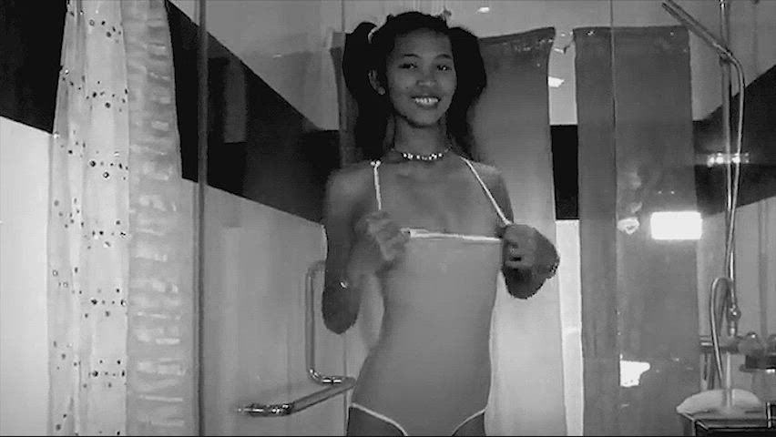18 Years Old 19 Years Old Asian Petite Shower Skinny Smile Teen Tits gif