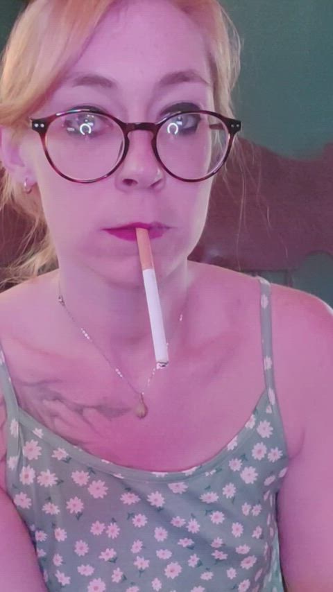 amateur blonde cute fetish non-nude petite sfw smoking solo not-nude smoking-fetish