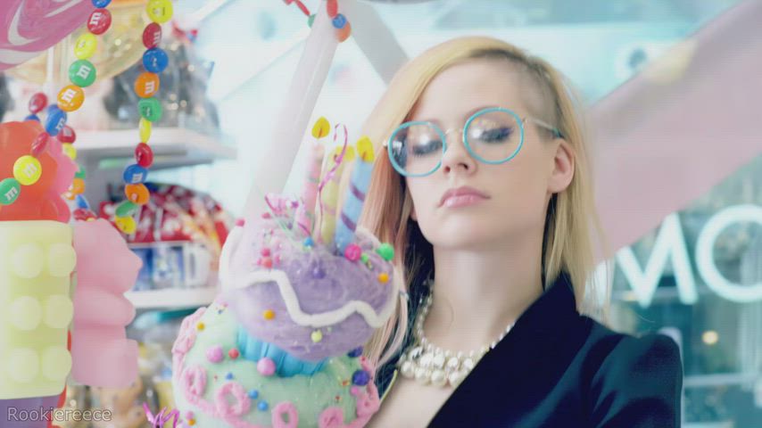 avril lavigne blonde celebrity glasses gif