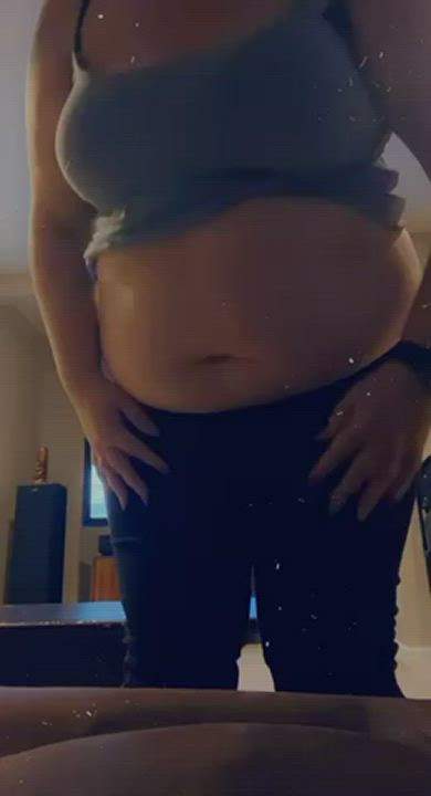 BBW Belly Button Nails gif