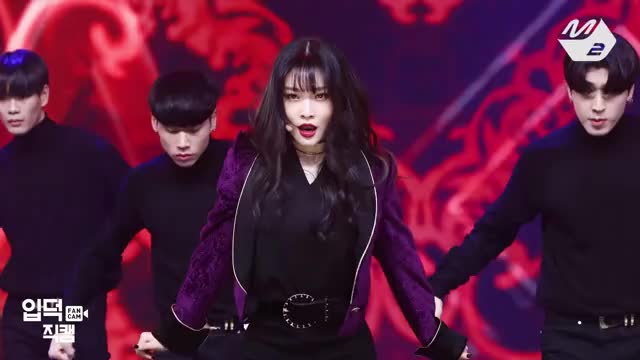 190124 [입덕직캠] 청하 직캠 4K ‘벌써 12시’ (CHUNG HA FanCam)