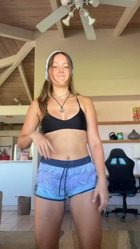 teen tiktok tits gif