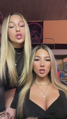 gooning and leaking for college blonde tiktok sluts