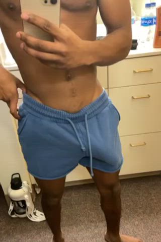 Short shorts big reveal