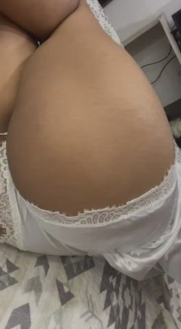 Your teen slut so horny and wait for daddy