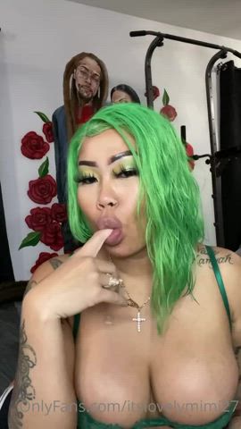 Asian Ass Clapping Green Eyes Thick gif