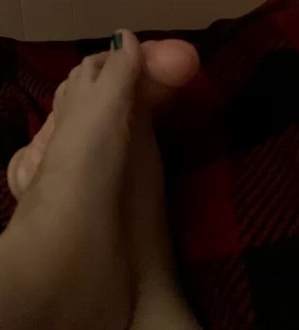 dildo feet latina gif