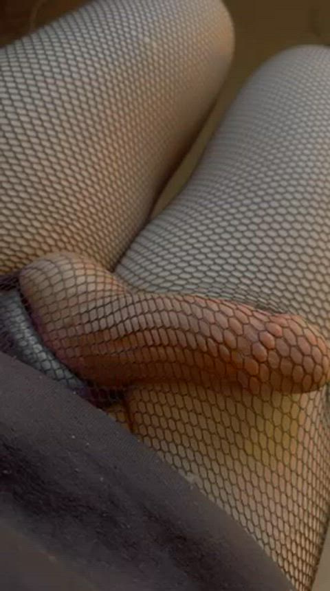 Throbbing cock in fishnets 😍