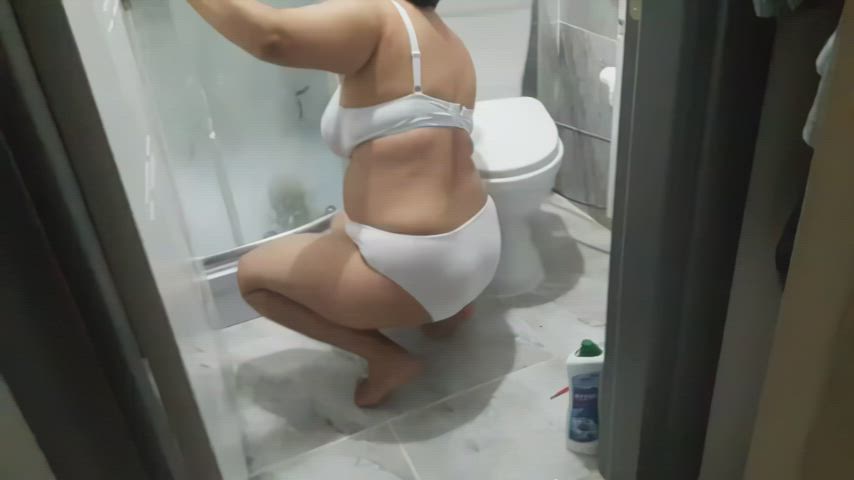 bathroom big ass hidden camera milf turkish gif