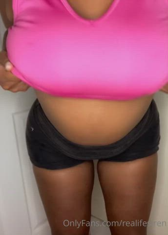 Amateur Big Tits Ebony Female gif