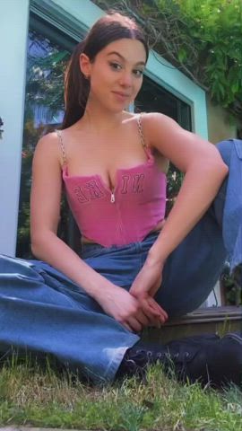 Cleavage Kira Kosarin Natural Tits gif