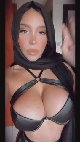 arab big ass big nipples big tits busty hijab muslim pov selfie gif