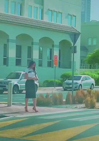 amateur arab big ass high heels homemade outdoor skirt gif