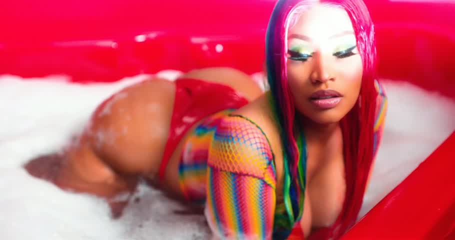 Nicki Minaj Twerking gif