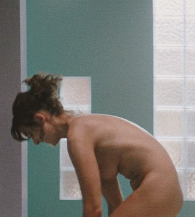 Alison Brie Natural Tits Nude gif