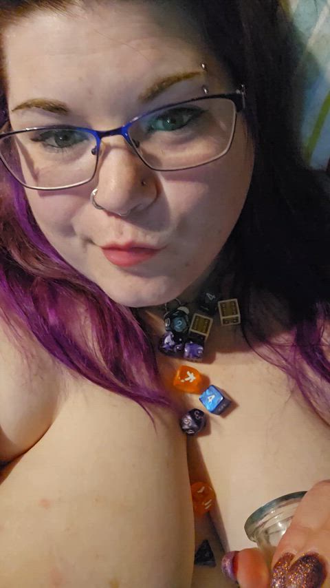 Nerdy girls are the most creative. How do you think I should make you cum? [fet][sext][cam][vid][pic][aud][lit][rate][dom][gfe][pty][bra][sck][grl][pop]