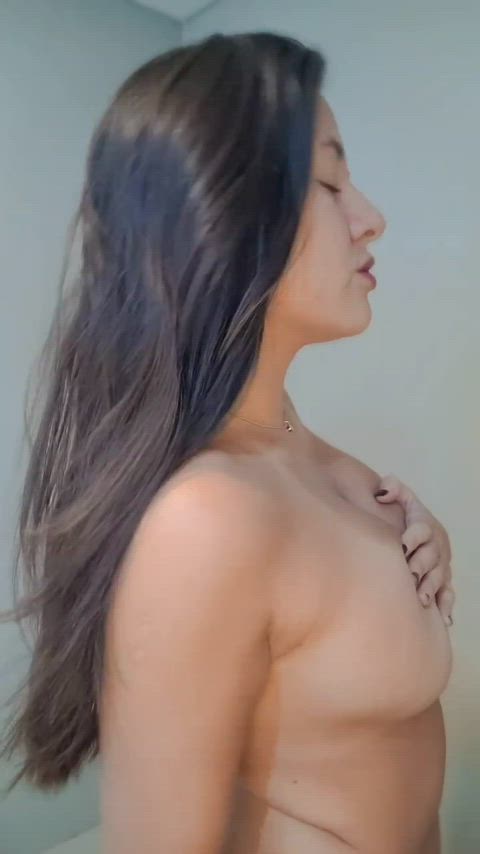 asian big tits brunette cute latina onlyfans gif