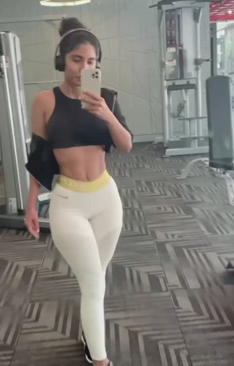 Babe Fitness Latina gif