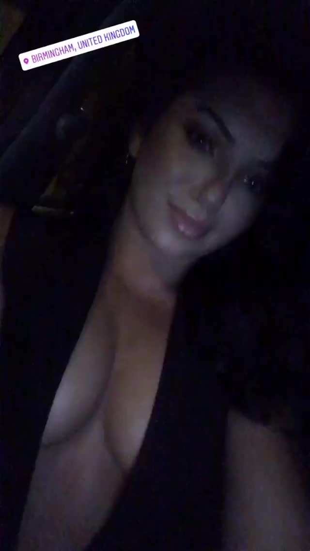 Alex cleavage