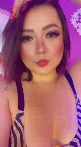 brown eyes latina lips lipstick fetish sensual short hair gif