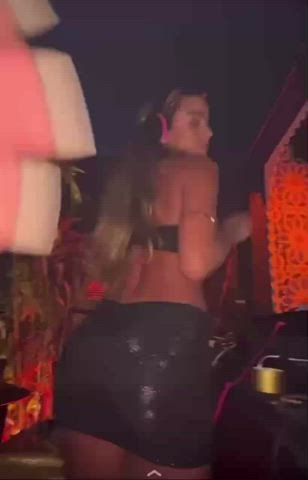 ass smacking thick gif