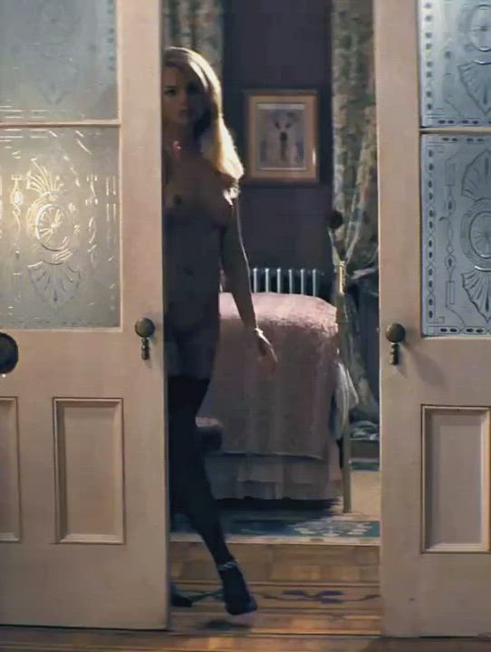 Legs Margot Robbie Naked gif