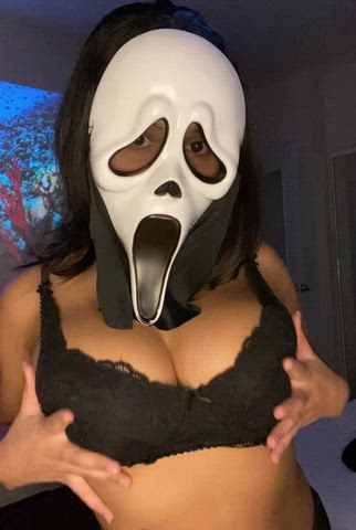 ghostface tiddies 😳🥵