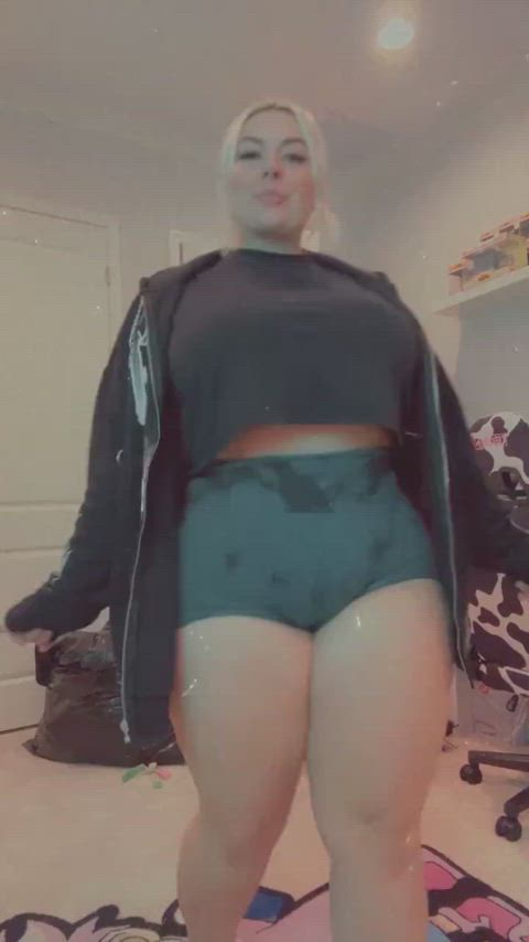 ass bbw big ass booty pawg shorts thick twerking gif