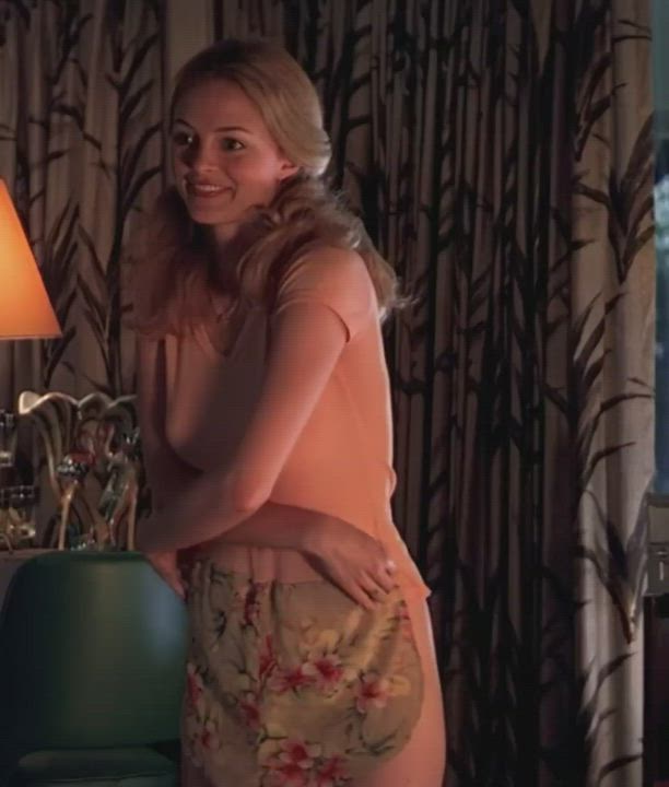 Heather Graham in Boogie Nights (slowed and enhanced)
