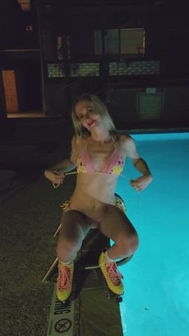Bikini Blonde MILF Outdoor Public Tits gif