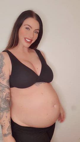 amateur big tits boobs impregnate milf pregnant tits gif