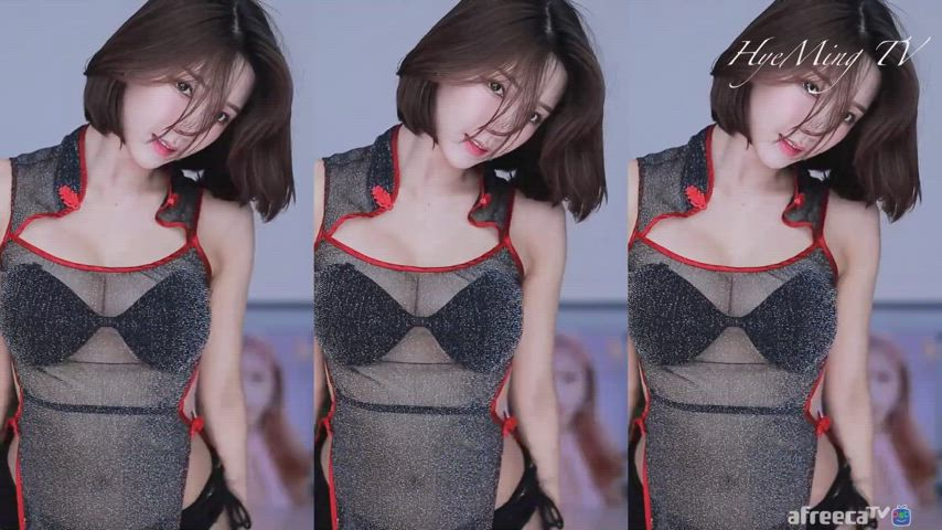 asian cute dancing korean model gif