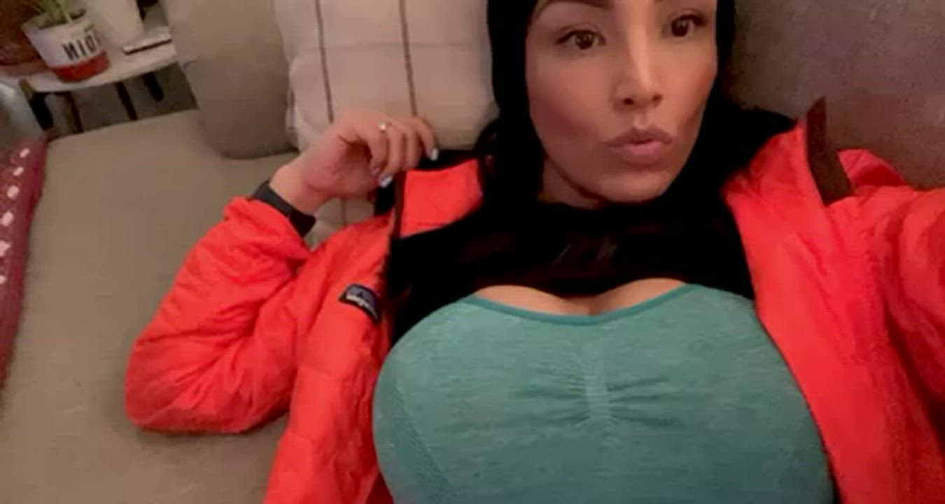 Hotwife Latina MILF gif