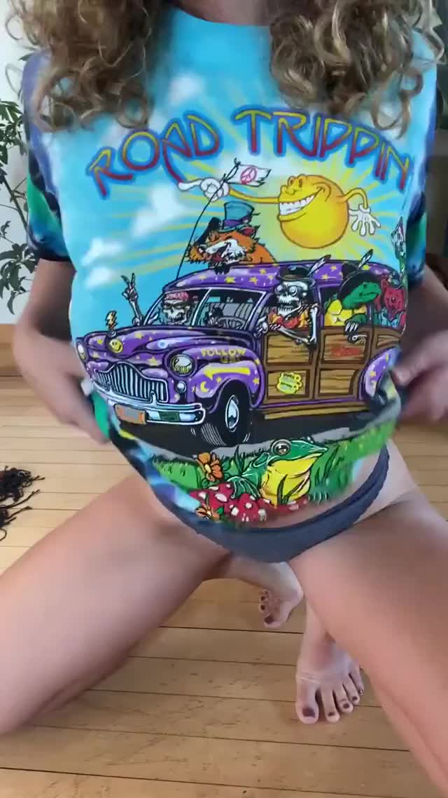 Titty Drop - Who’s grateful for this jiggle ?