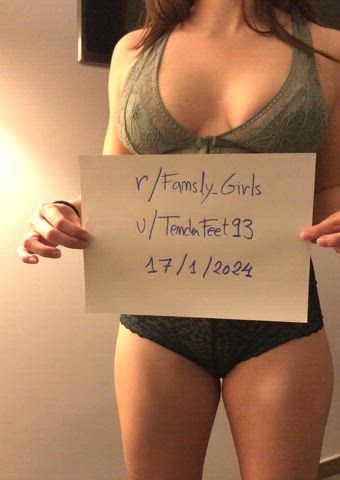 fansly girls verified gif