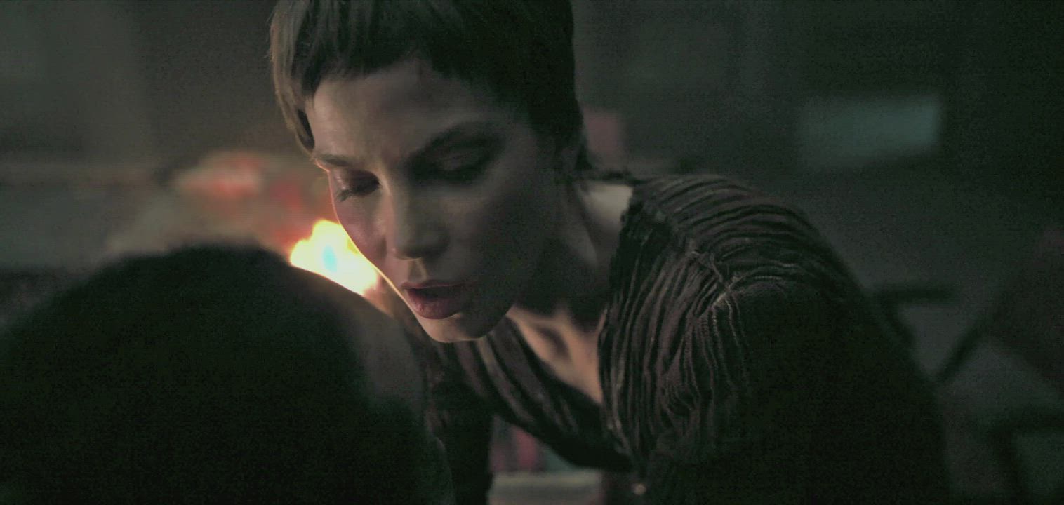 Sylvia Hoeks in See [S2E6-2021]: Naughty Aunty