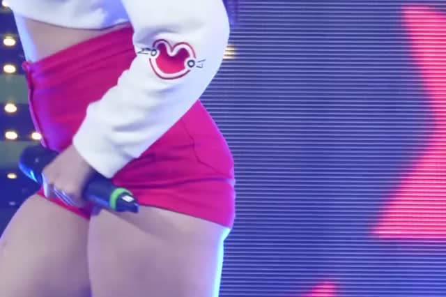 Yeonwoo's Ass