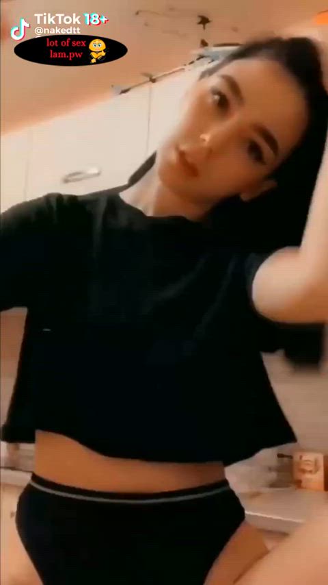 ass babe big ass big tits nude pussy solo teen tiktok tits gif