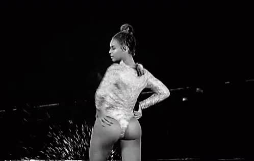 Beyonce With Her FAT Asssss