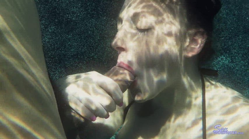 blowjob cum in mouth cumshot swimming pool underwater gif