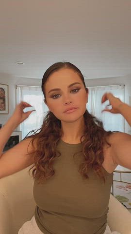 big tits natural tits selena gomez gif